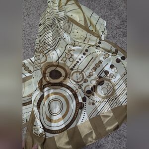 SINAM Geometric Patterned Scarf/Hijabi in Cream and Brown